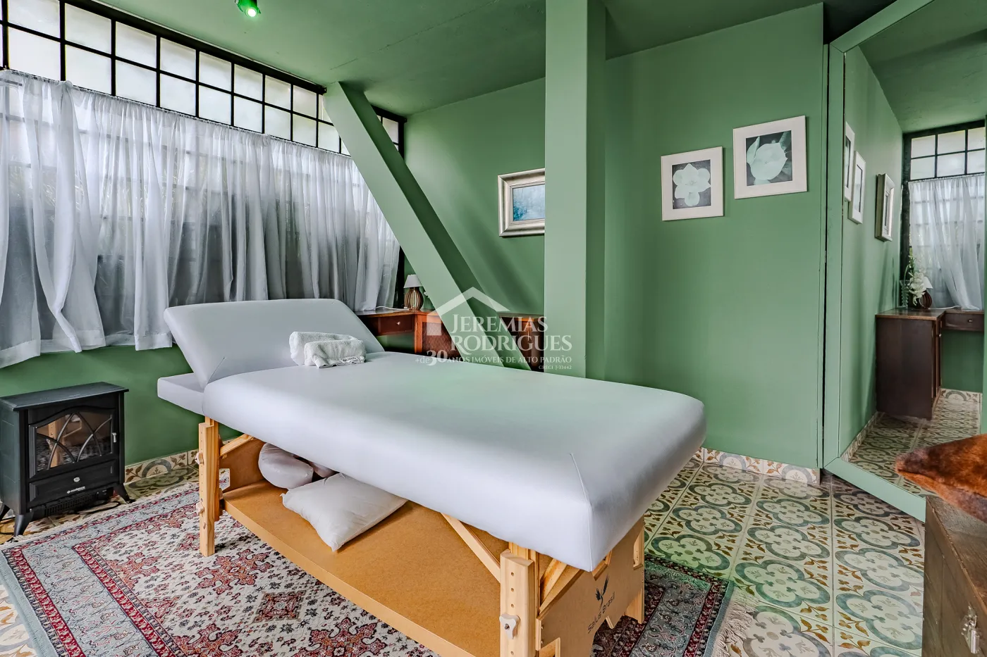 Pousada à venda com Exclusividade com 14 suítes no Casablanca Hotel Boutique em Campos do Jordão/SP