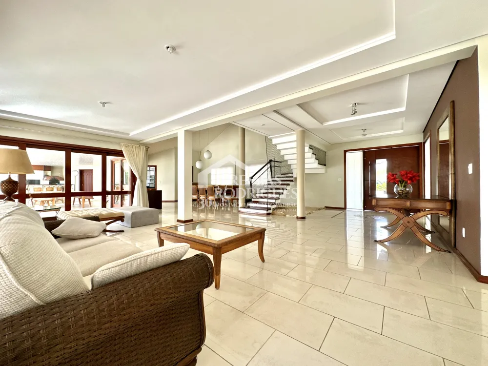 Casa com 4 quartos, 617 m² - Condomínio Taubaté Village - Taubaté/SP