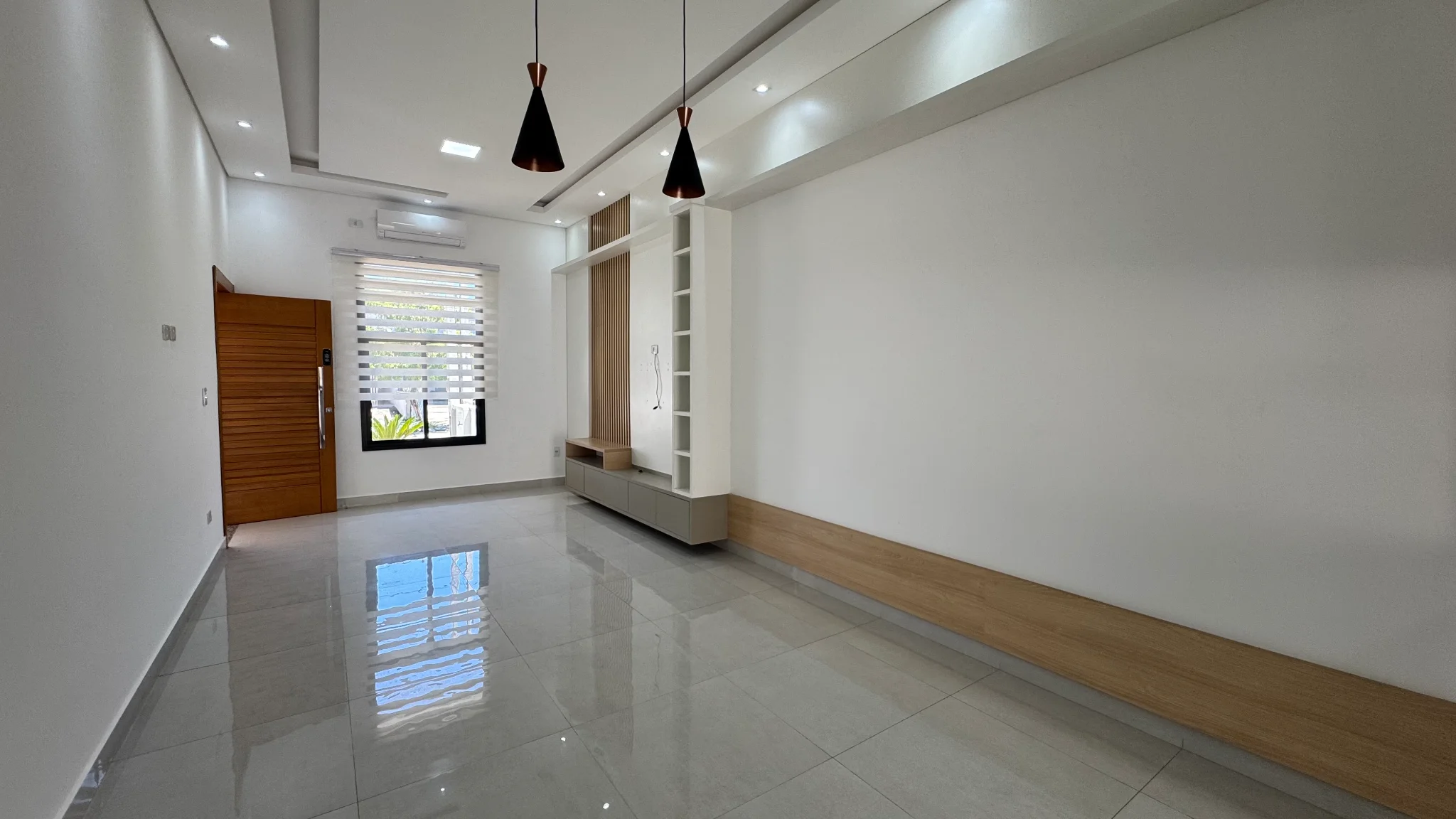 Casa à venda no Condomínio Village do Sol em Pindamonhangaba/SP. 