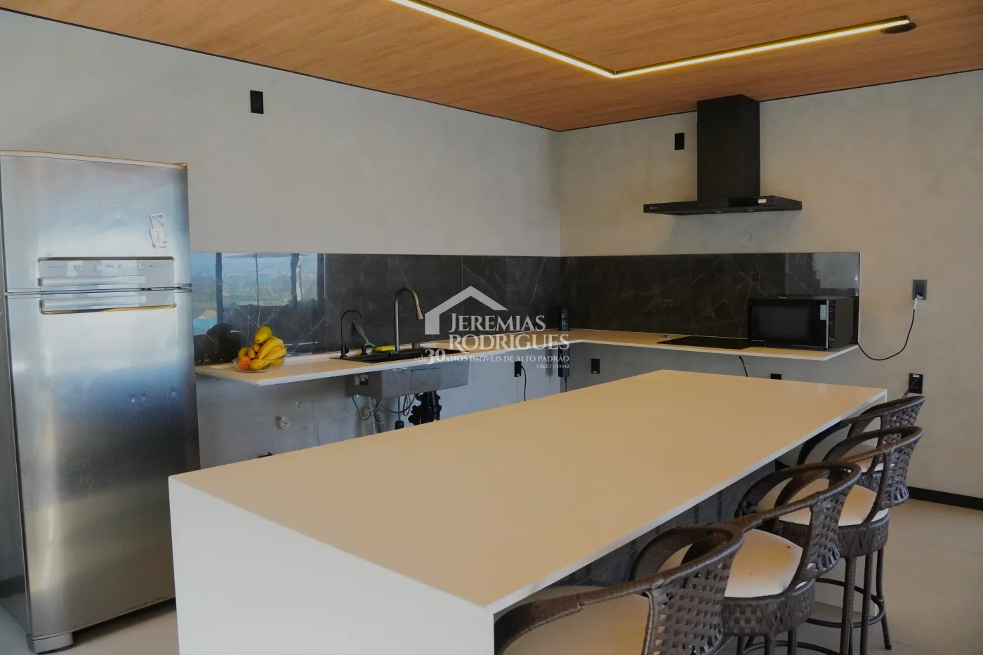 Casa com 4 dormitórios, 550 m² - Condomínio Village da Serra - Tremembé/SP