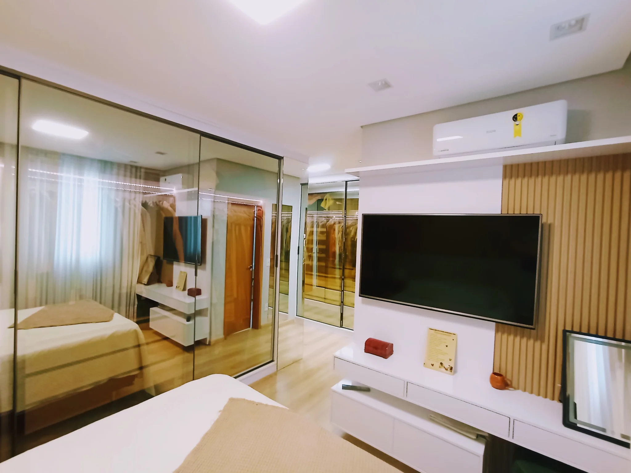 Apartamento à venda com 3 suítes, 155 m² no Condomínio Renaissance em Taubaté/SP.
