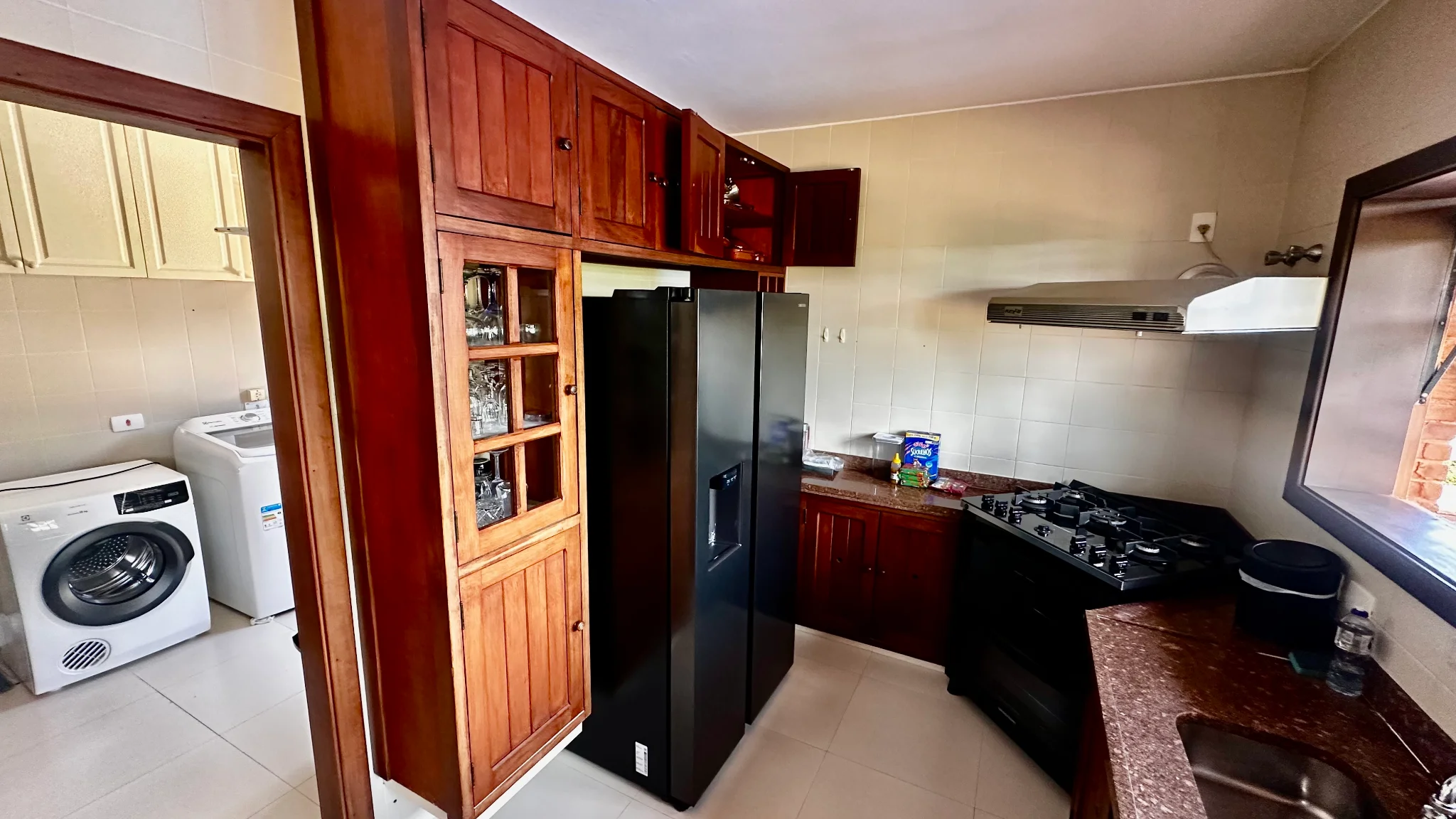 Casa para locação com 4 dormitórios no Condomínio SABAC em Campos do Jordão/SP. 