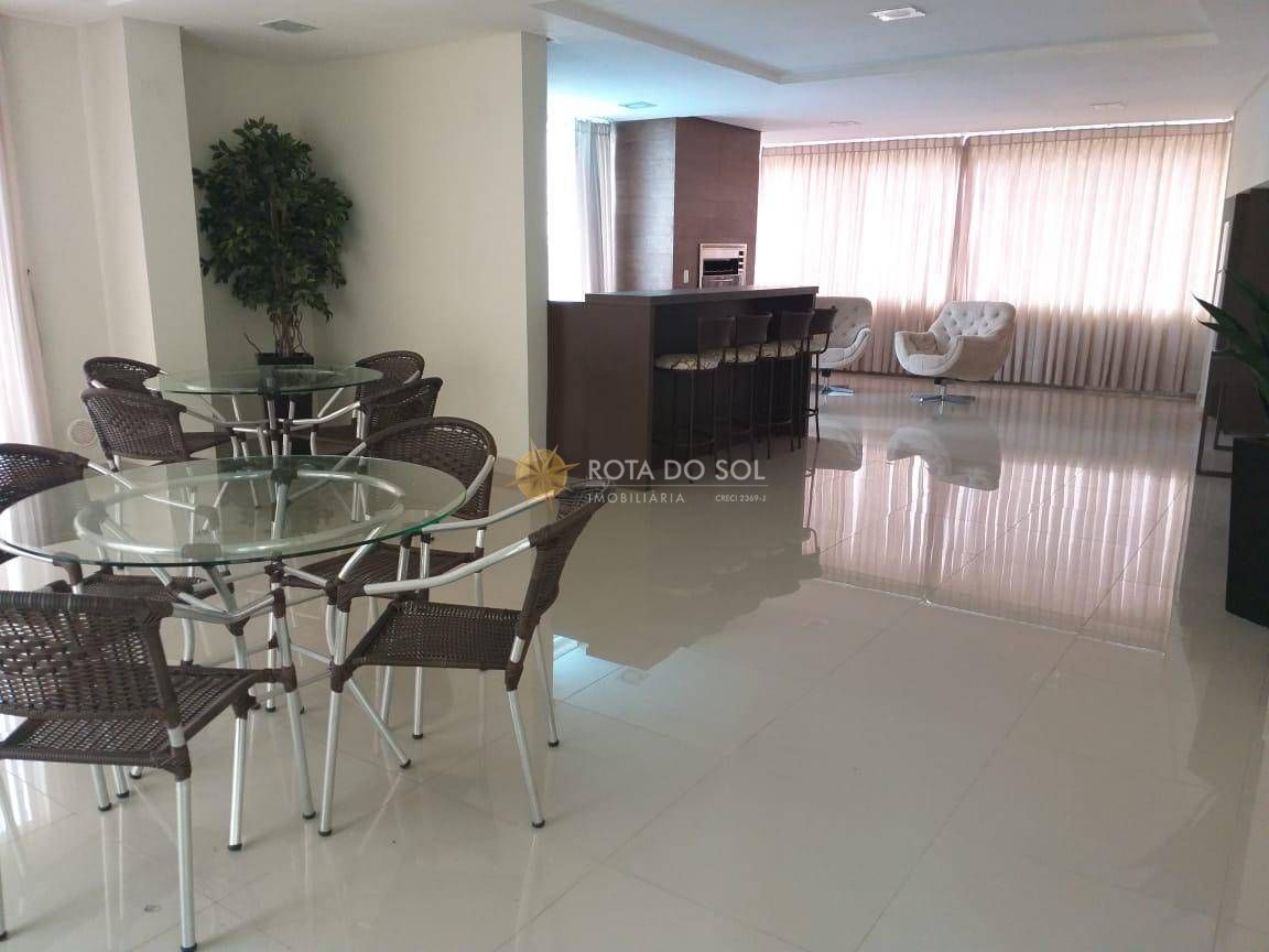 London apartamento mobiliado com 3 quartos na Meia Praia Itapema SC
