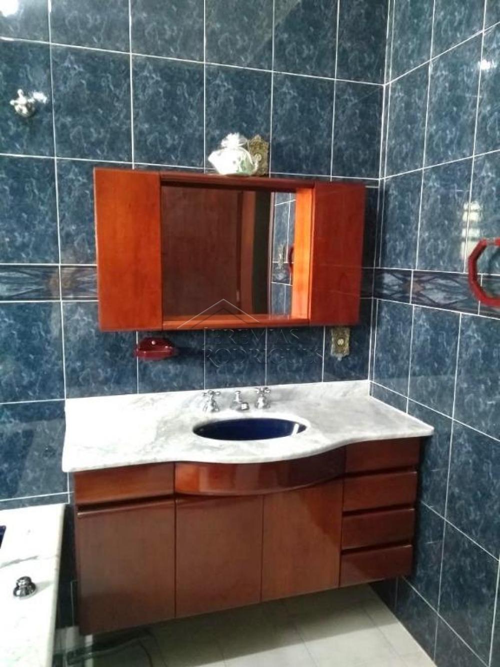 Casa com 3 dormitórios à venda no Bairro Campos Elíseos em Taubaté/SP
