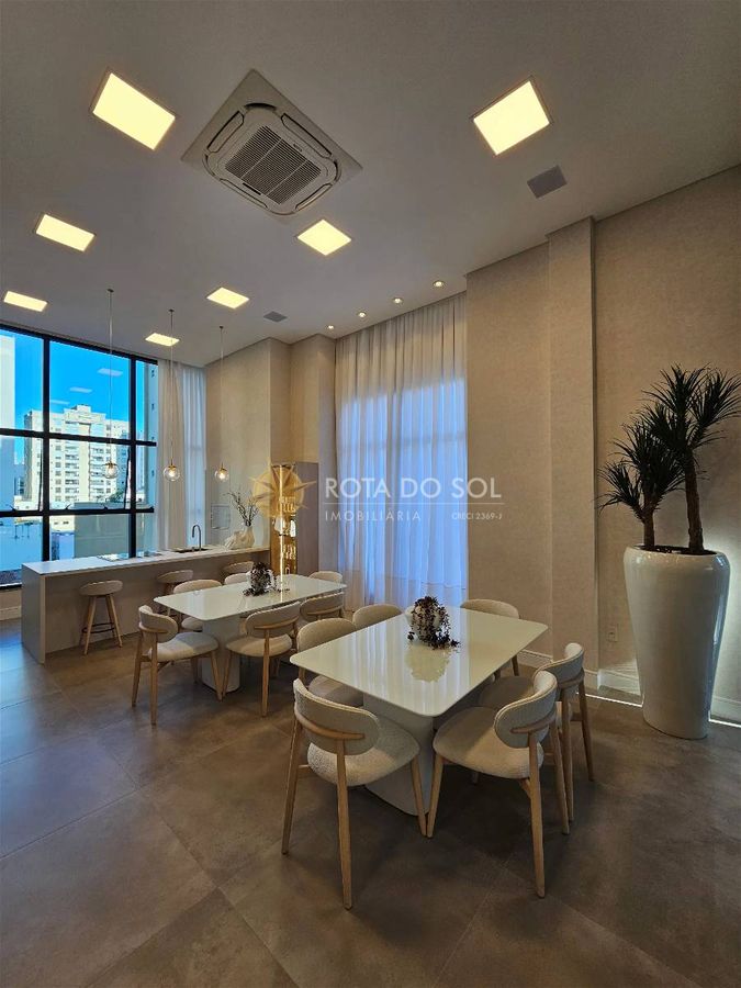 Brooklyn Tower Apartamento Decorado 4 Suítes em Meia Praia Itapema