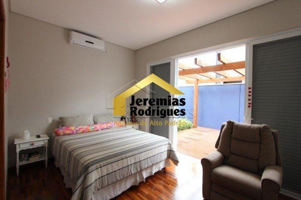 Casa à venda com 3 dormitórios no Condomínio San Marco em Taubaté/SP