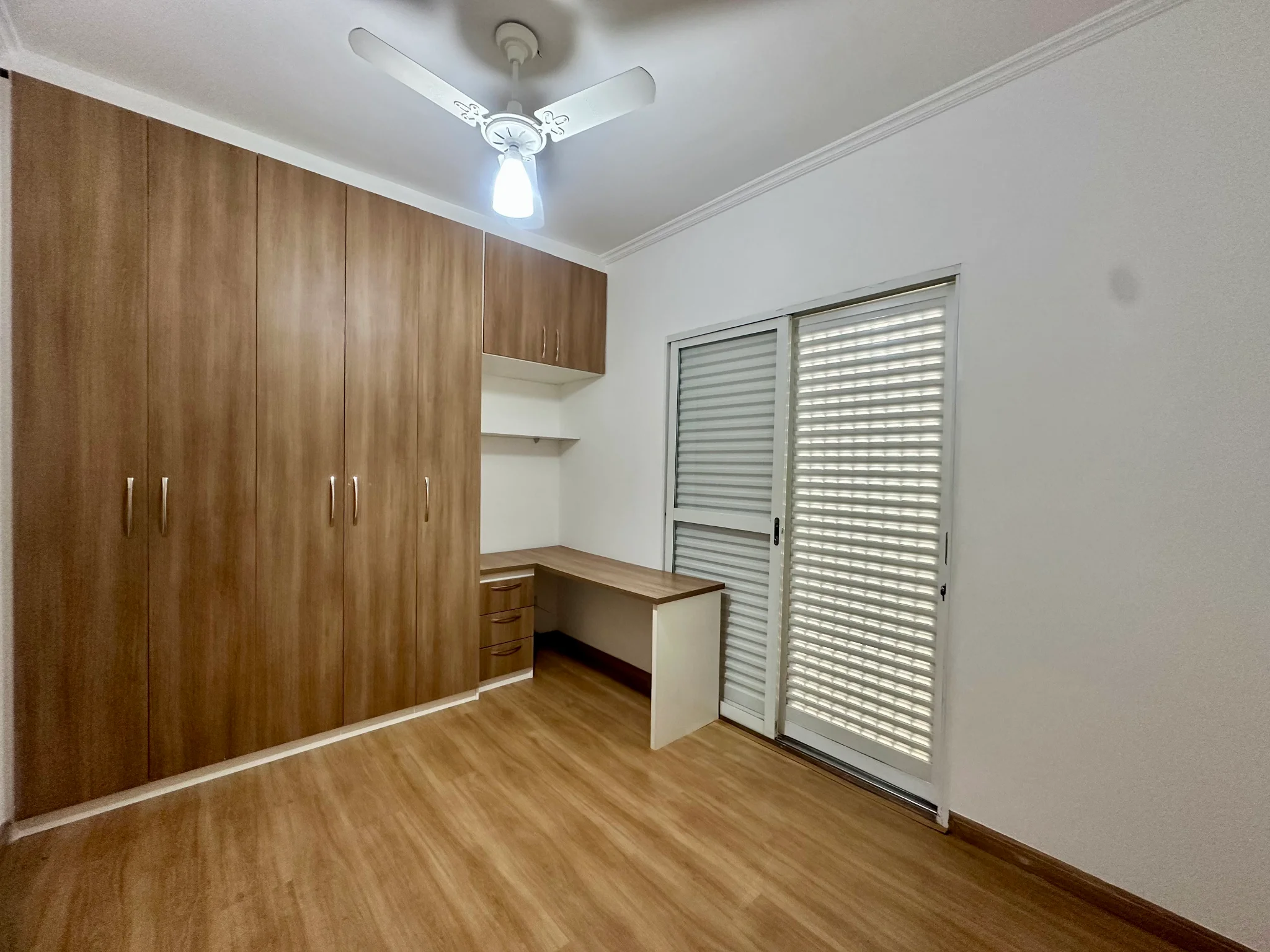 Casa para venda e locação no Condominio Vila Verde em Taubaté/SP. 