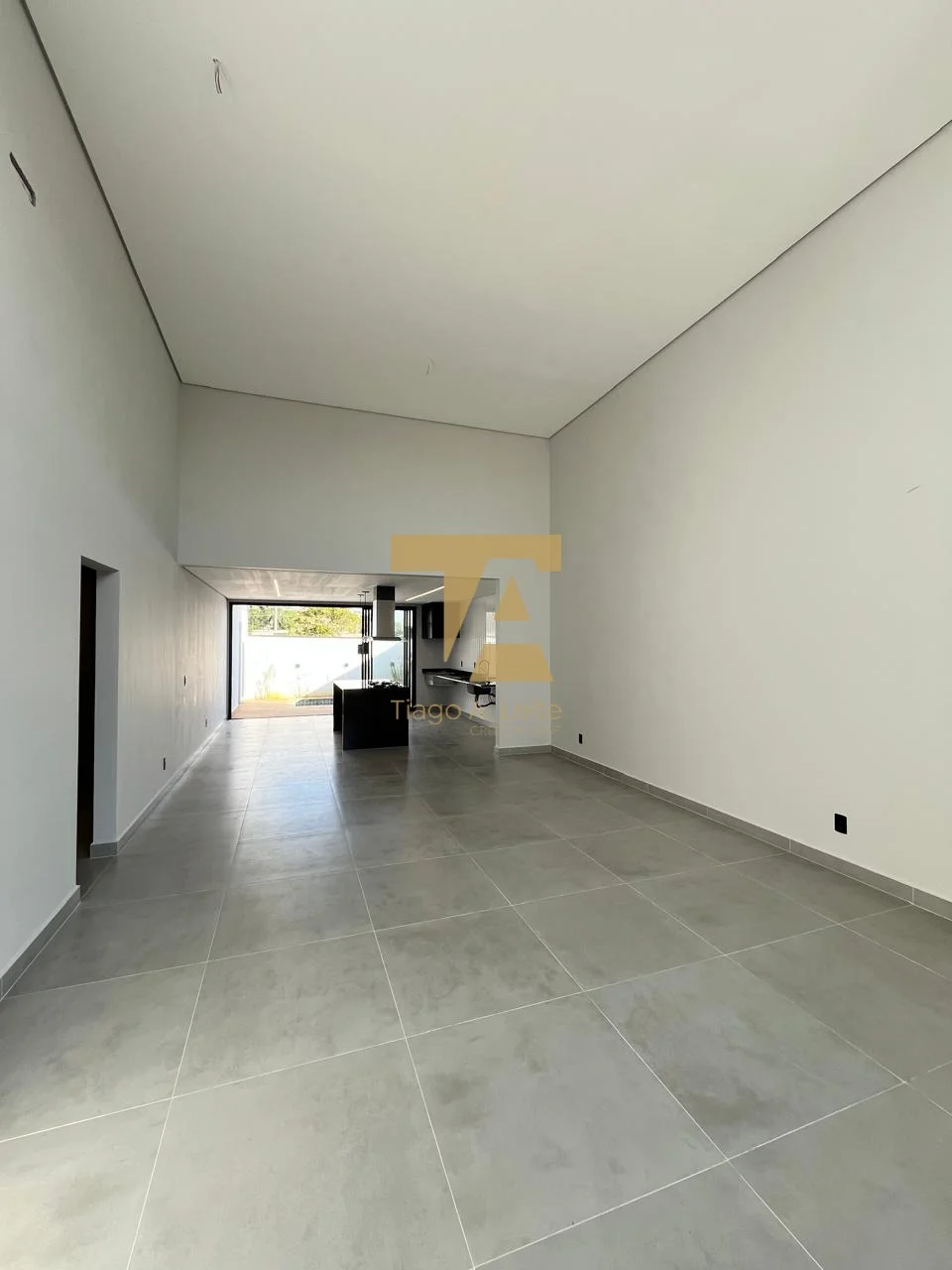 Casa com 3 Suítes à Venda em Condomínio Pérola do Vale em Tremembé/SP