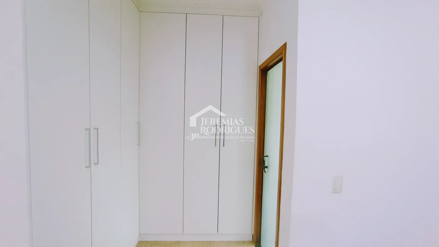 Casa para venda e locação com 3 dormitórios no Condomínio Pontal da Amizade em Taubaté/SP.