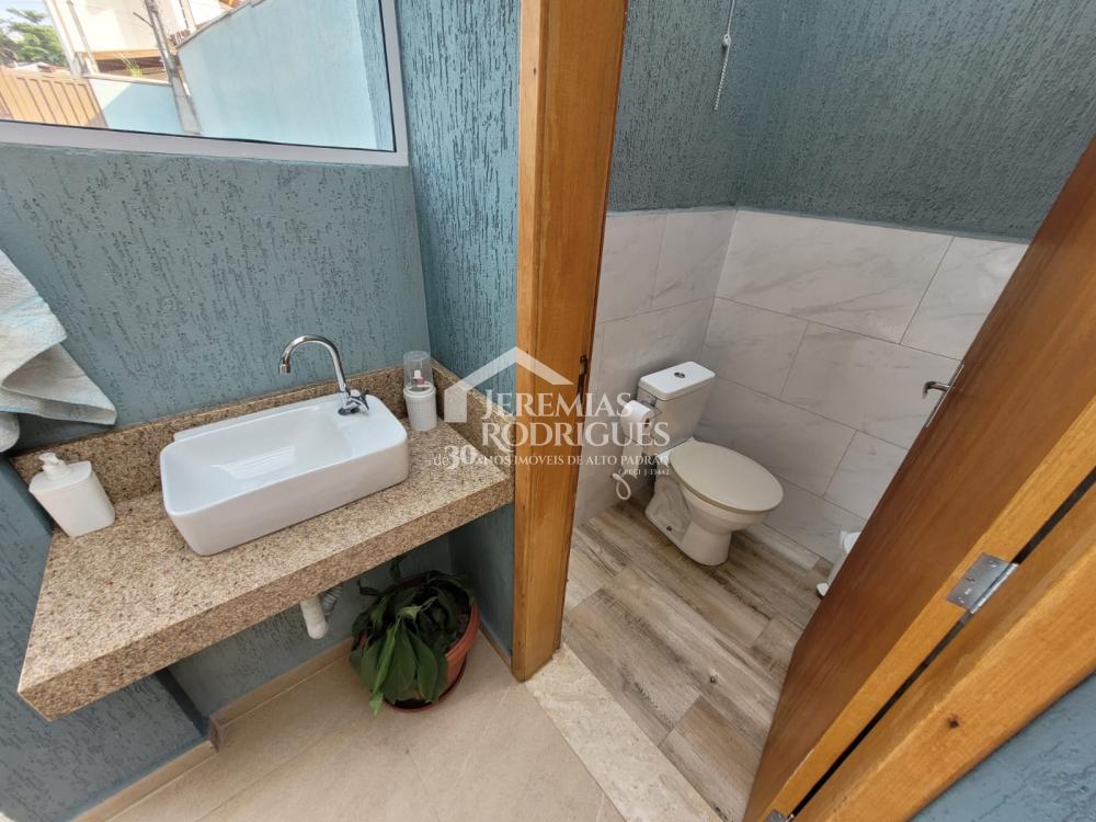 Casa térrea com 3 dormitórios - Jardim Santa Cruz - Taubaté/SP