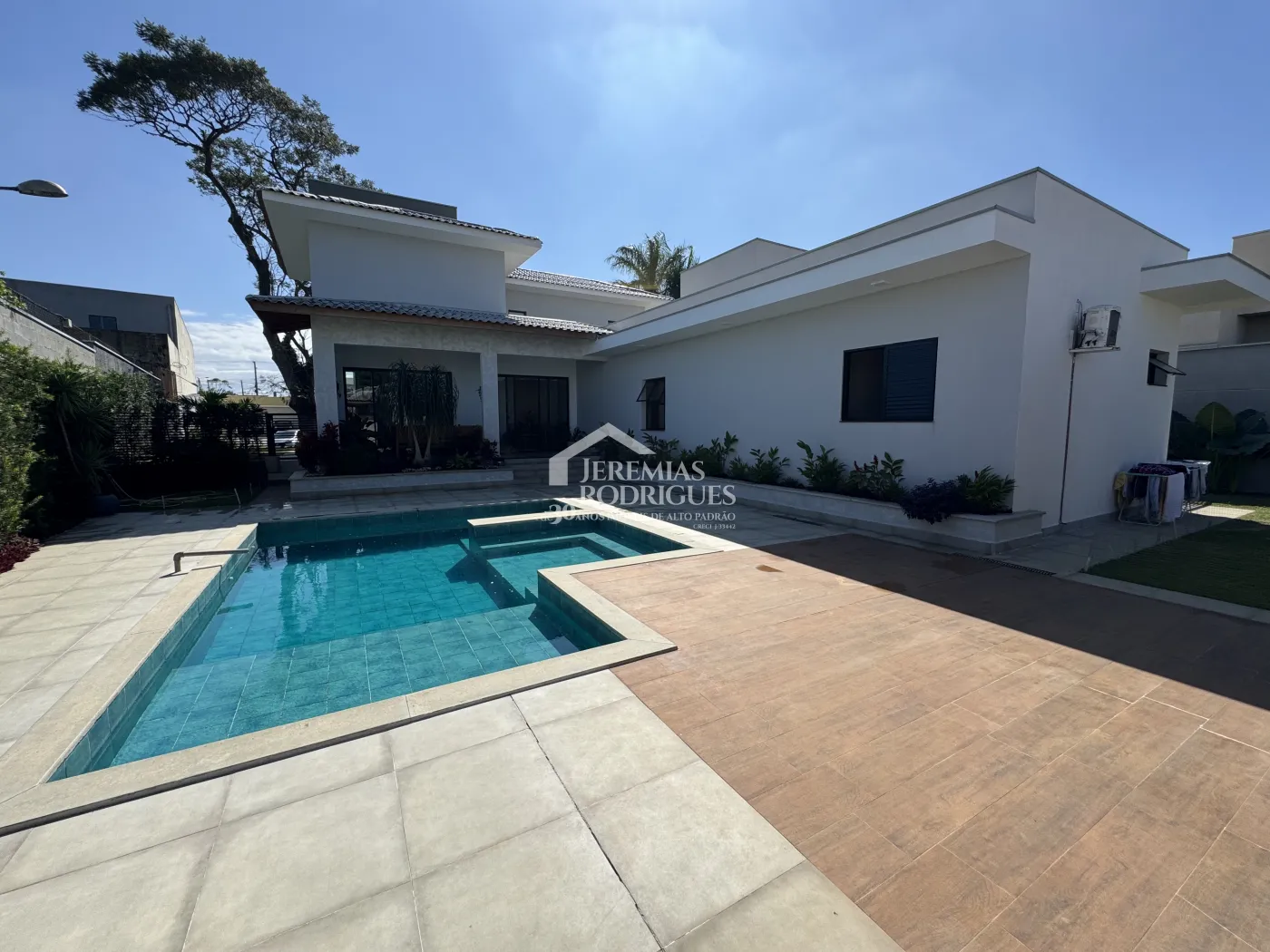 Casa à venda com 4 quartos no Condomínio Village Paineiras em Pindamonhangaba/SP