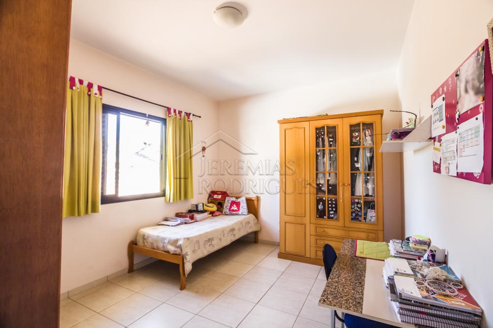 Casa para venda e locação  no Condomínio Taubaté Village em Taubaté/SP.