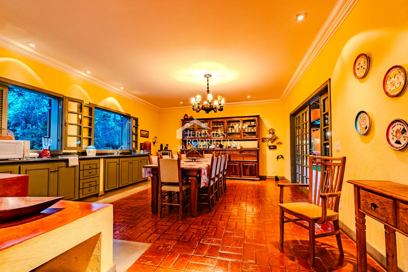 Casa à venda por R$ 6.200.000,00 - Cunha/SP