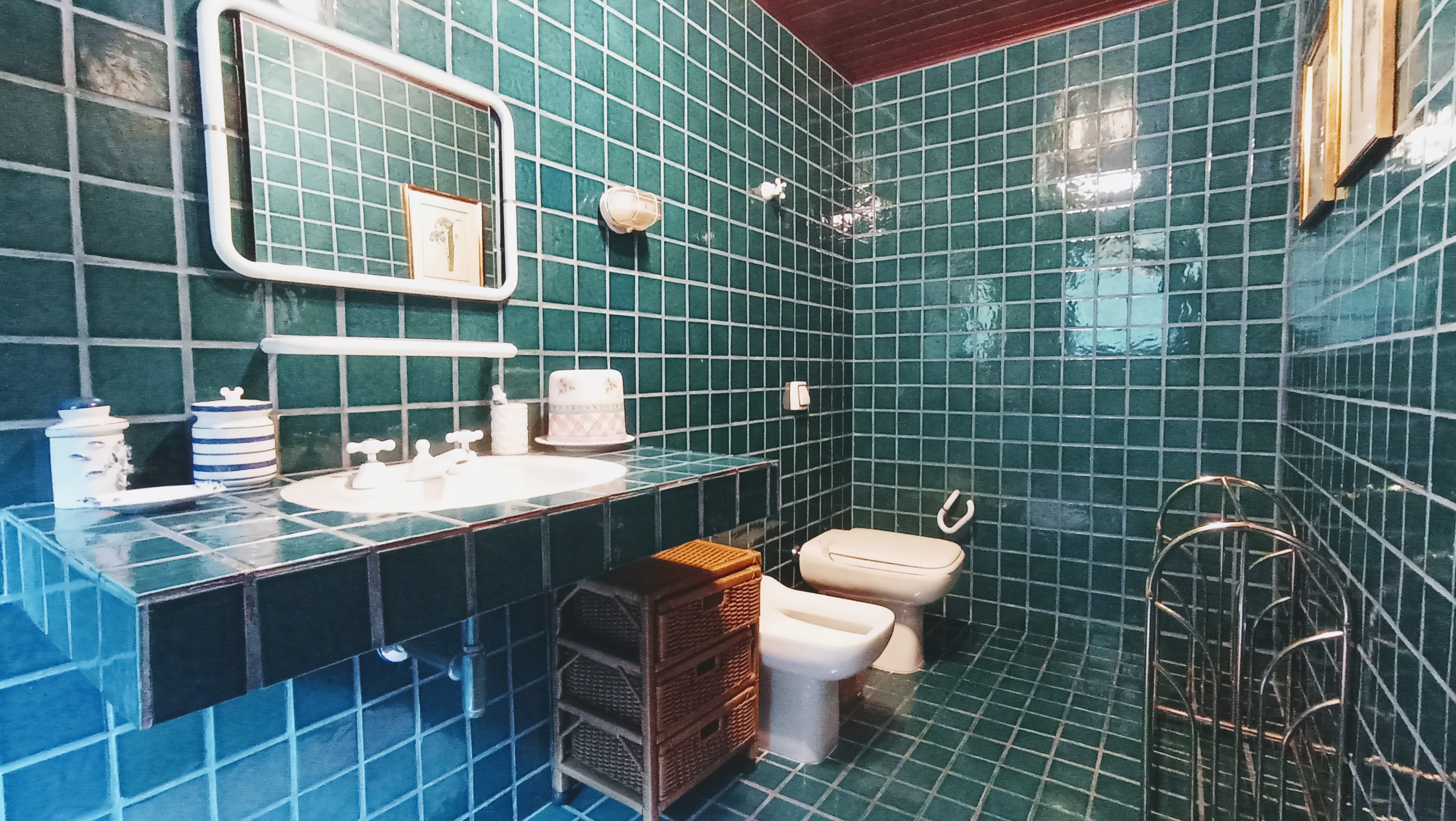 Casa à venda com 5 dormitórios no Capivari em Campos do Jordão/SP.