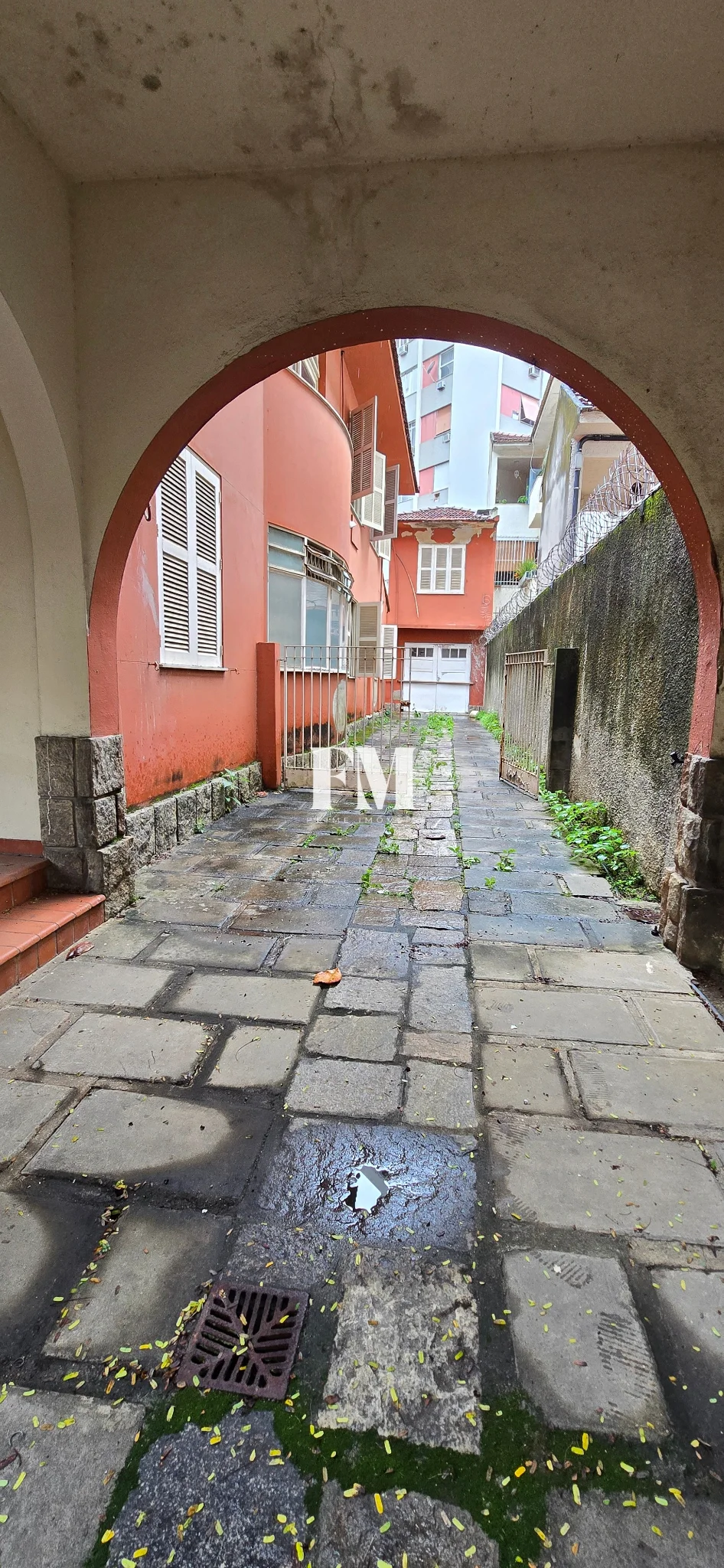 Residência Exclusiva em Centro de Terreno em Laranjeiras - foto 11