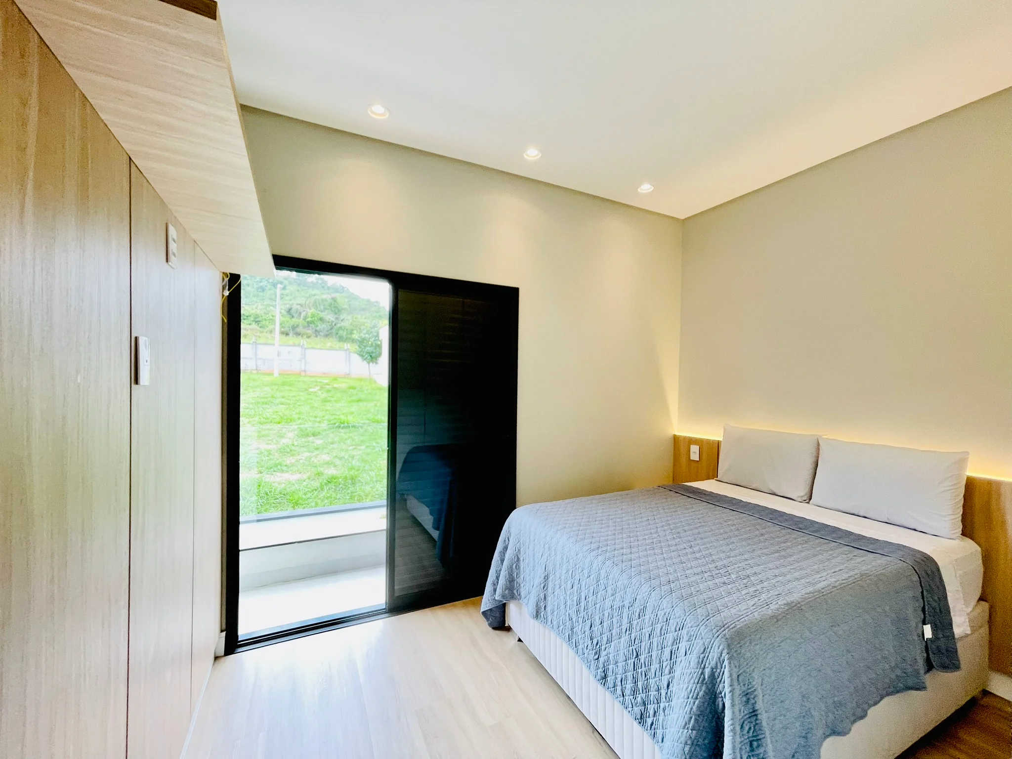 Casa à venda com 4 dormitórios no Condomínio Cyrela Landscape em Taubaté/SP. 