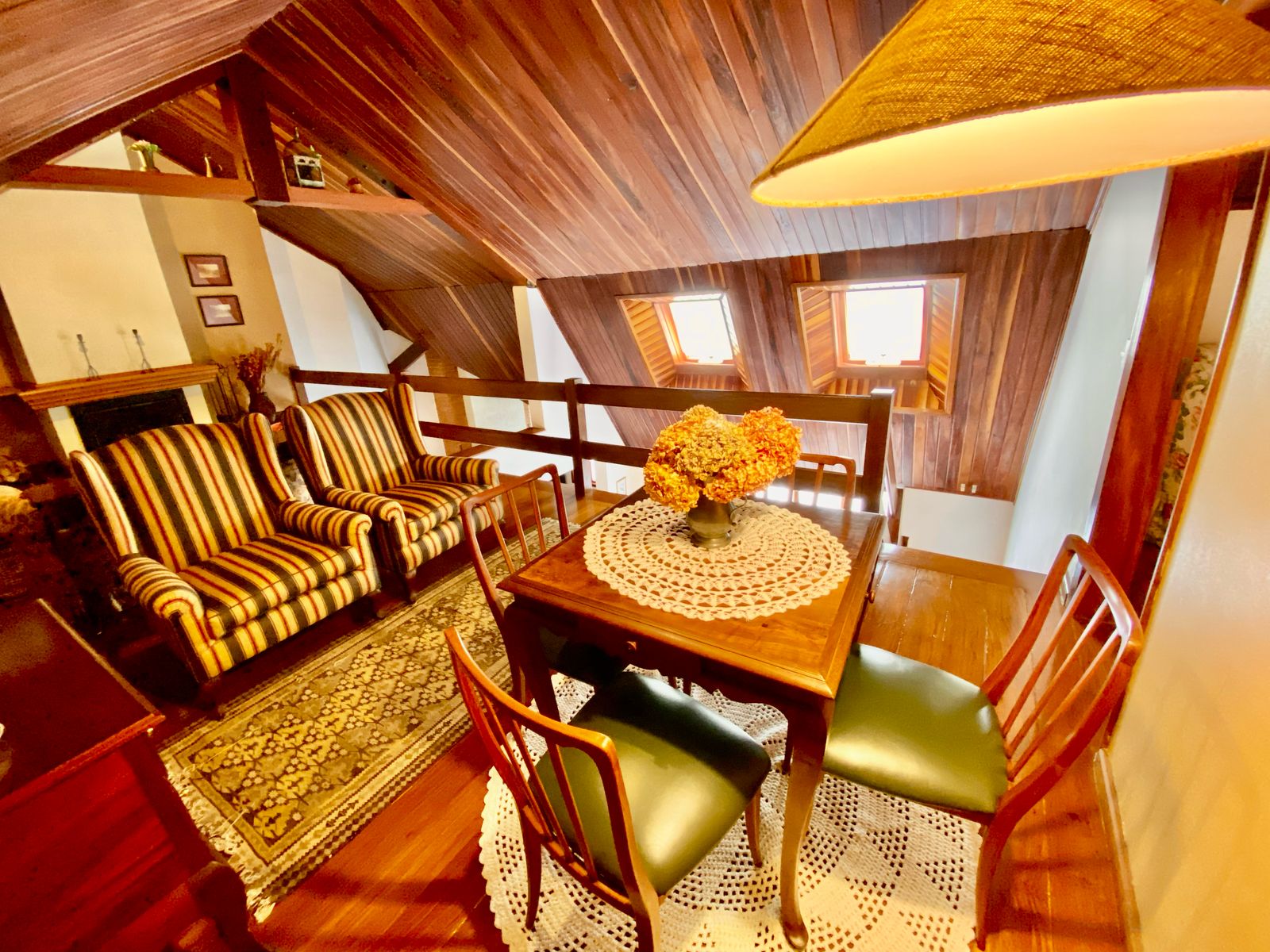 Apartamento à venda no Condomínio Le Bourg Saint Maurice em Campos do Jordão/SP.