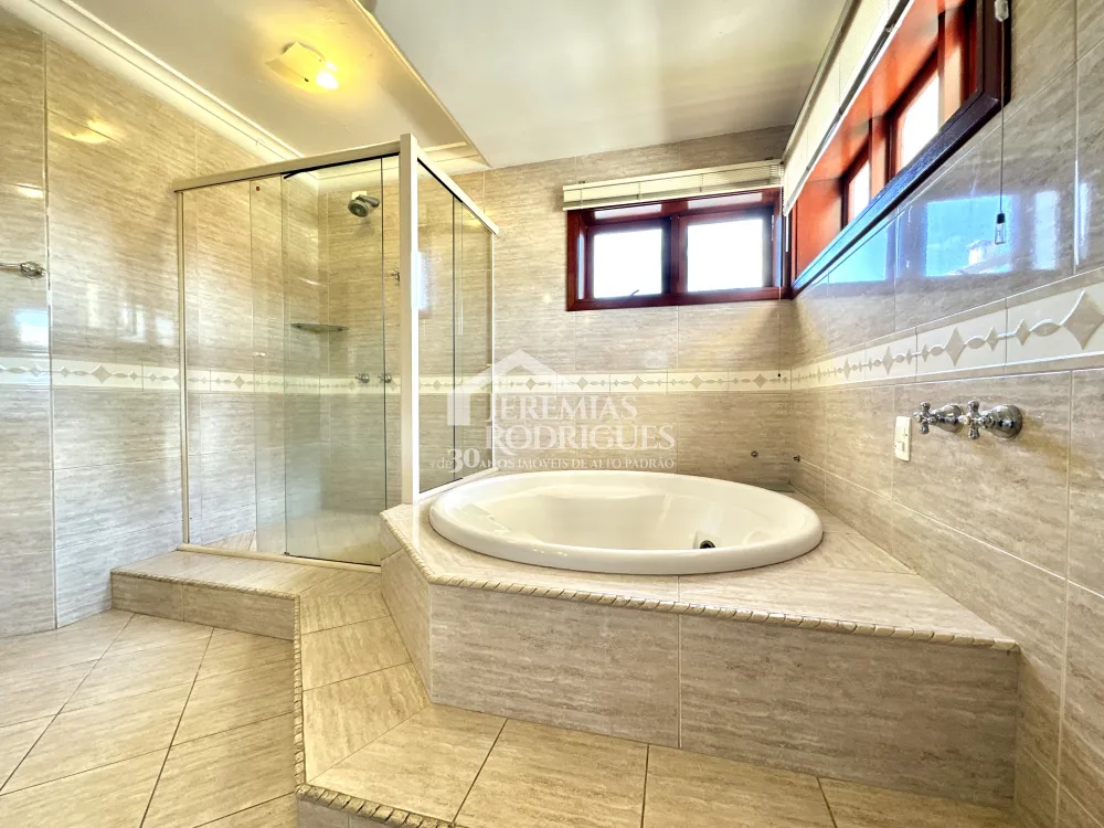 Casa com 4 quartos, 617 m² - Condomínio Taubaté Village - Taubaté/SP