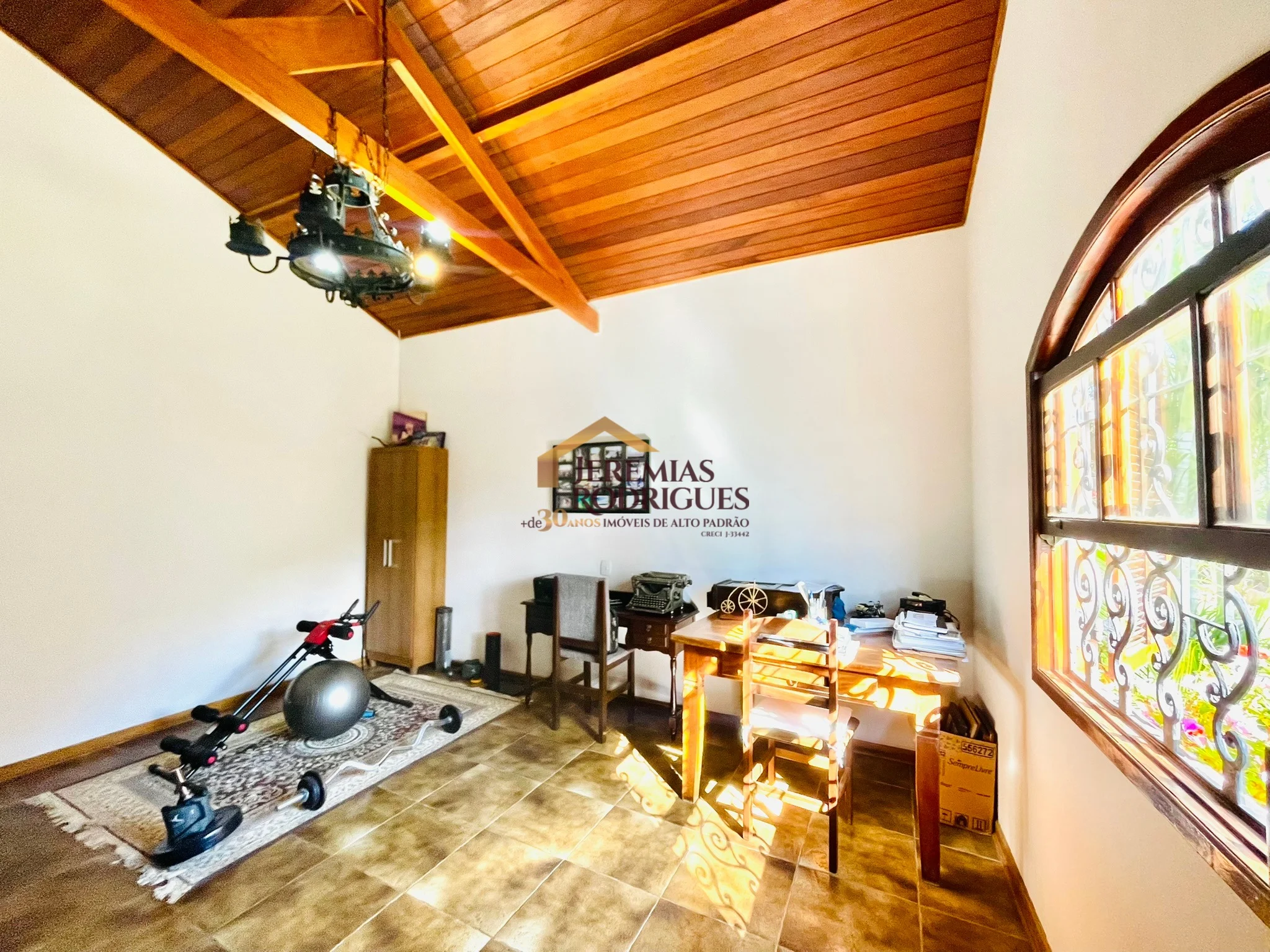 Casa à venda no Condomínio Chácaras Cataguá em Taubaté/SP. — foto 24