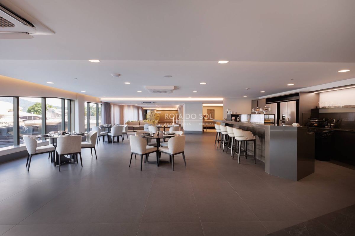 Yachthouse Apartamento Alto Padrão 4 Suítes no Centro de Balneário Camboriú SC