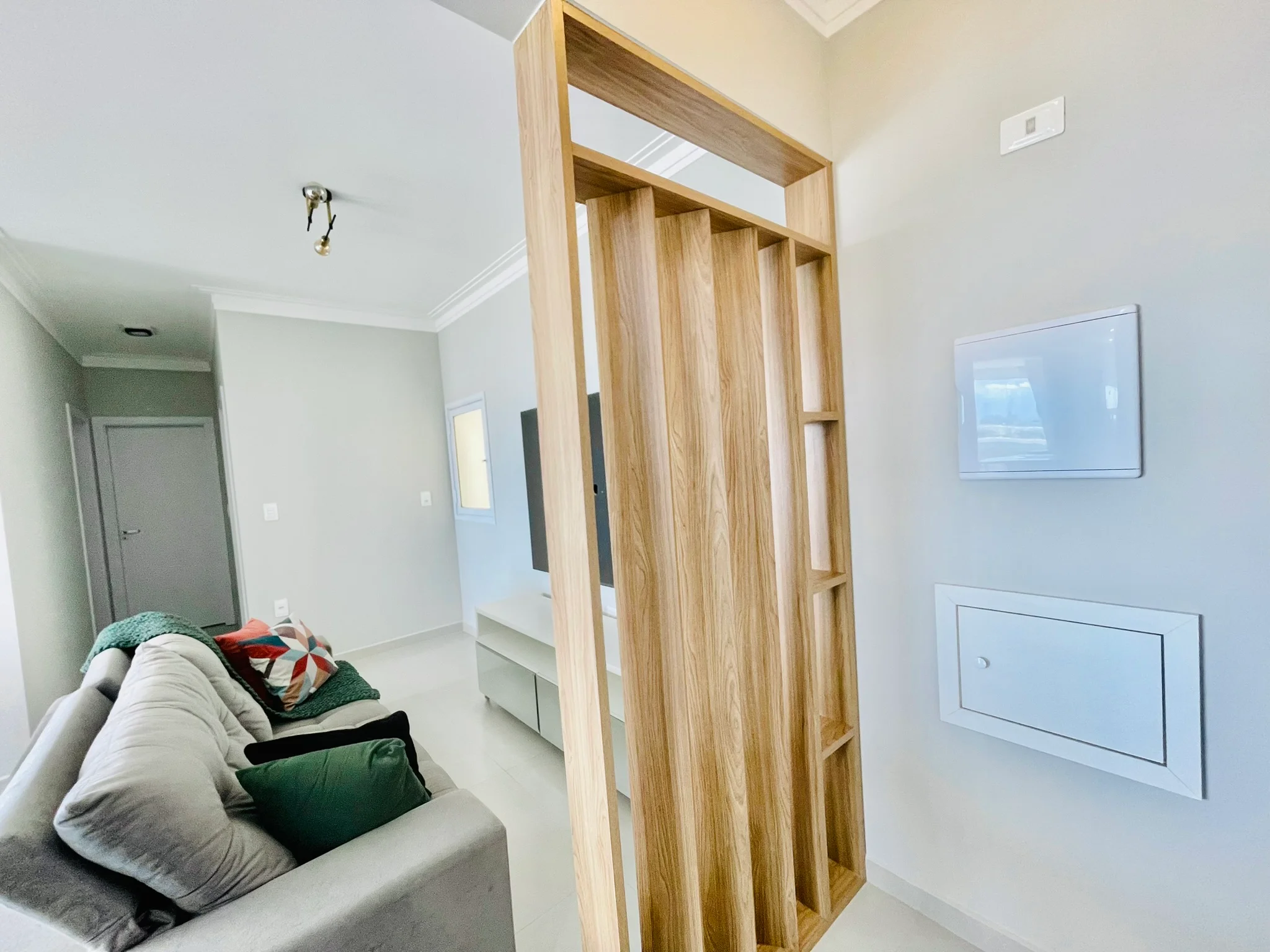 Apartamento para venda e locação, 101 m² no Condomínio Lume Residence em Taubaté/SP. 