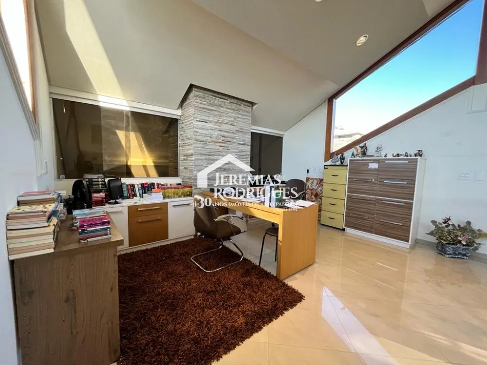 Casa com 4 quartos, 420 m² - Condomínio Portal do Sol - Taubaté/SP