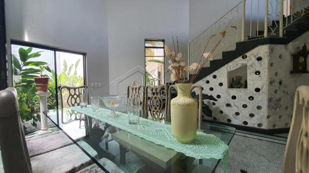 Casa à venda por R$ 3.000.000,00 - Pindamonhangaba/SP