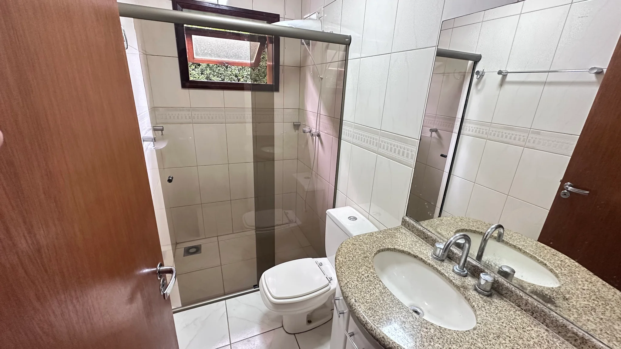 Casa para locação no Condomínio Colonial Village I em Pindamonhangaba/SP