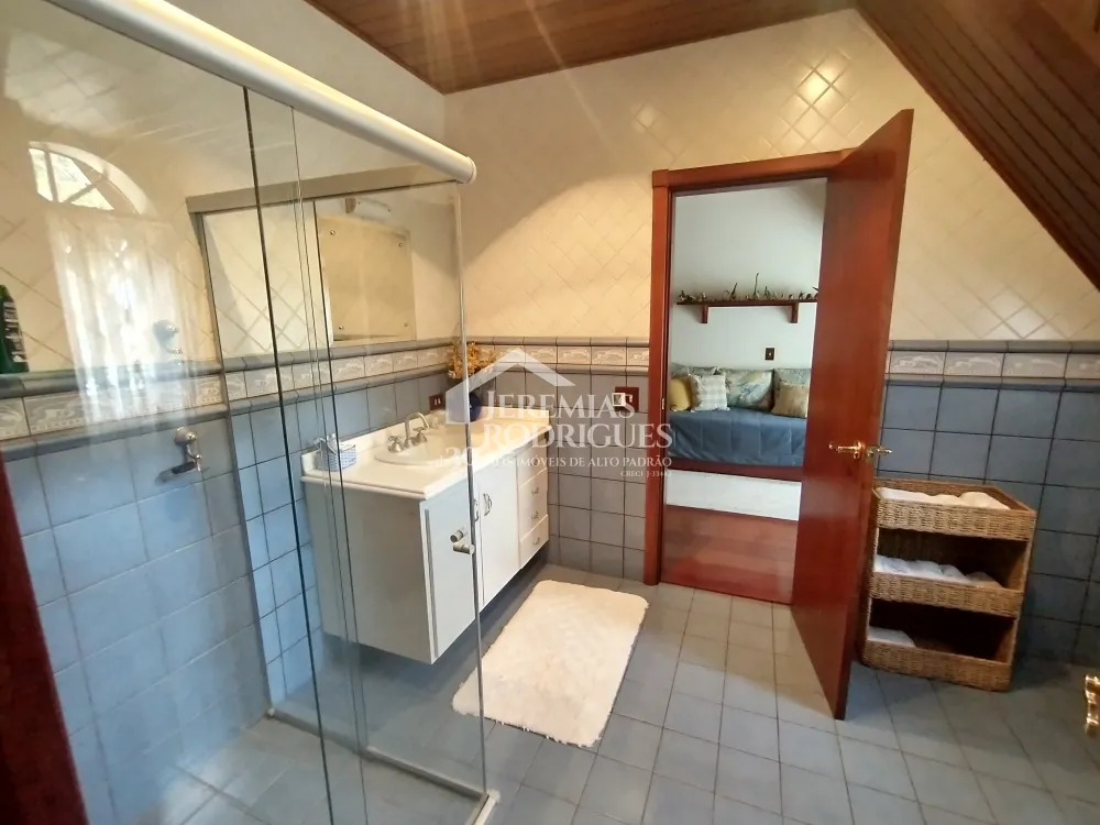 Casa com 4 dormitórios, 380 m² - Condomínio Jardim Véu da Noiva - Campos do Jordão/SP