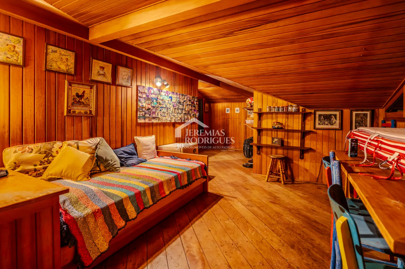 Casa de Campo à venda com 5 suítes no bairro Reinópolis em Santo Antônio do Pinhal/SP