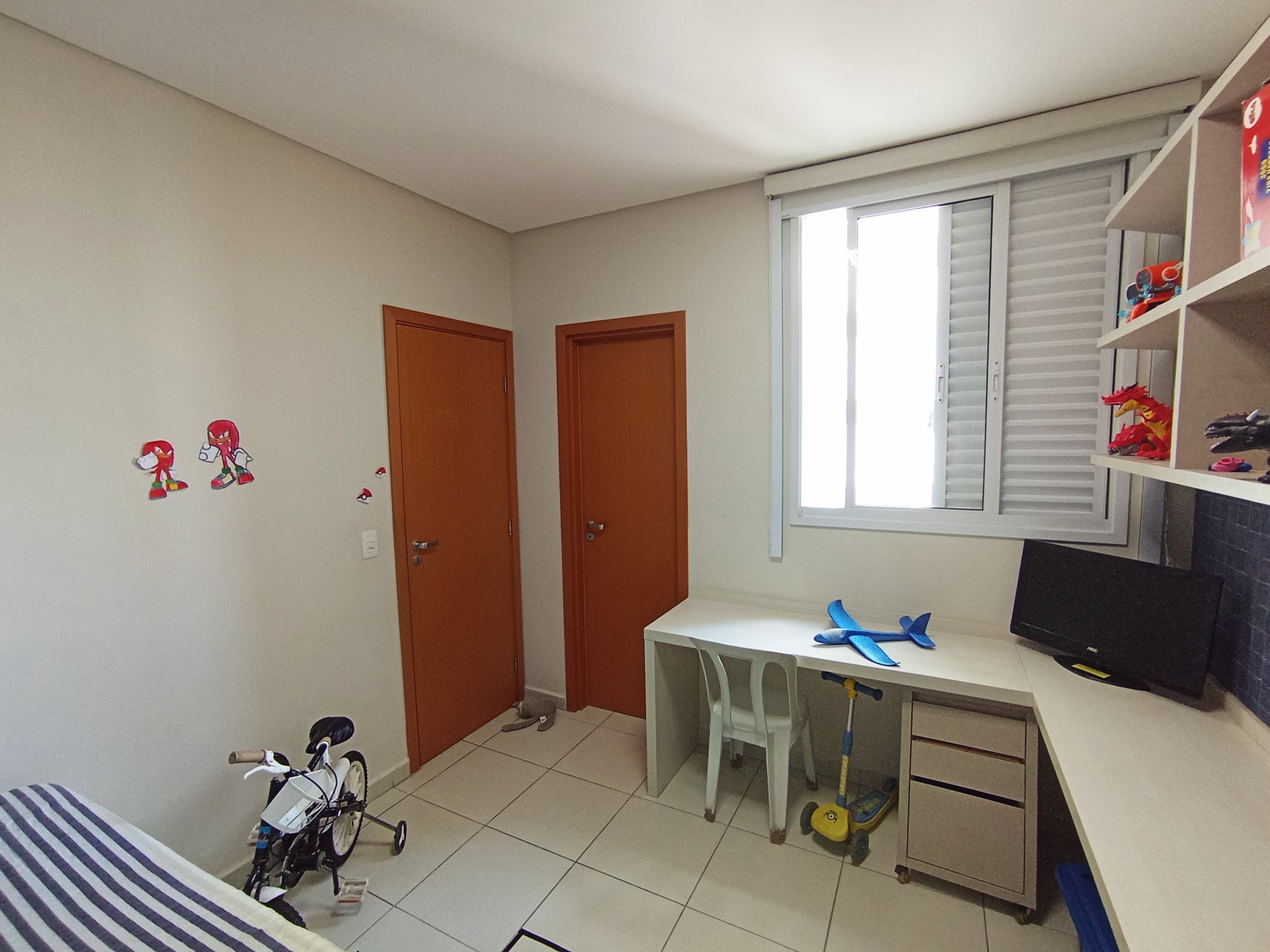 Apartamento à venda com 3 suítes, 114 m² no Condomínio Renaissance em Taubaté/SP.