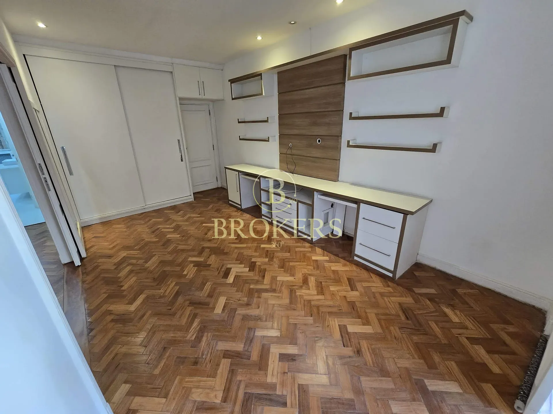 Apartamento garden à venda, Praia do Flamengo, varanda interna, salão em múltiplos ambientes, 3 qua