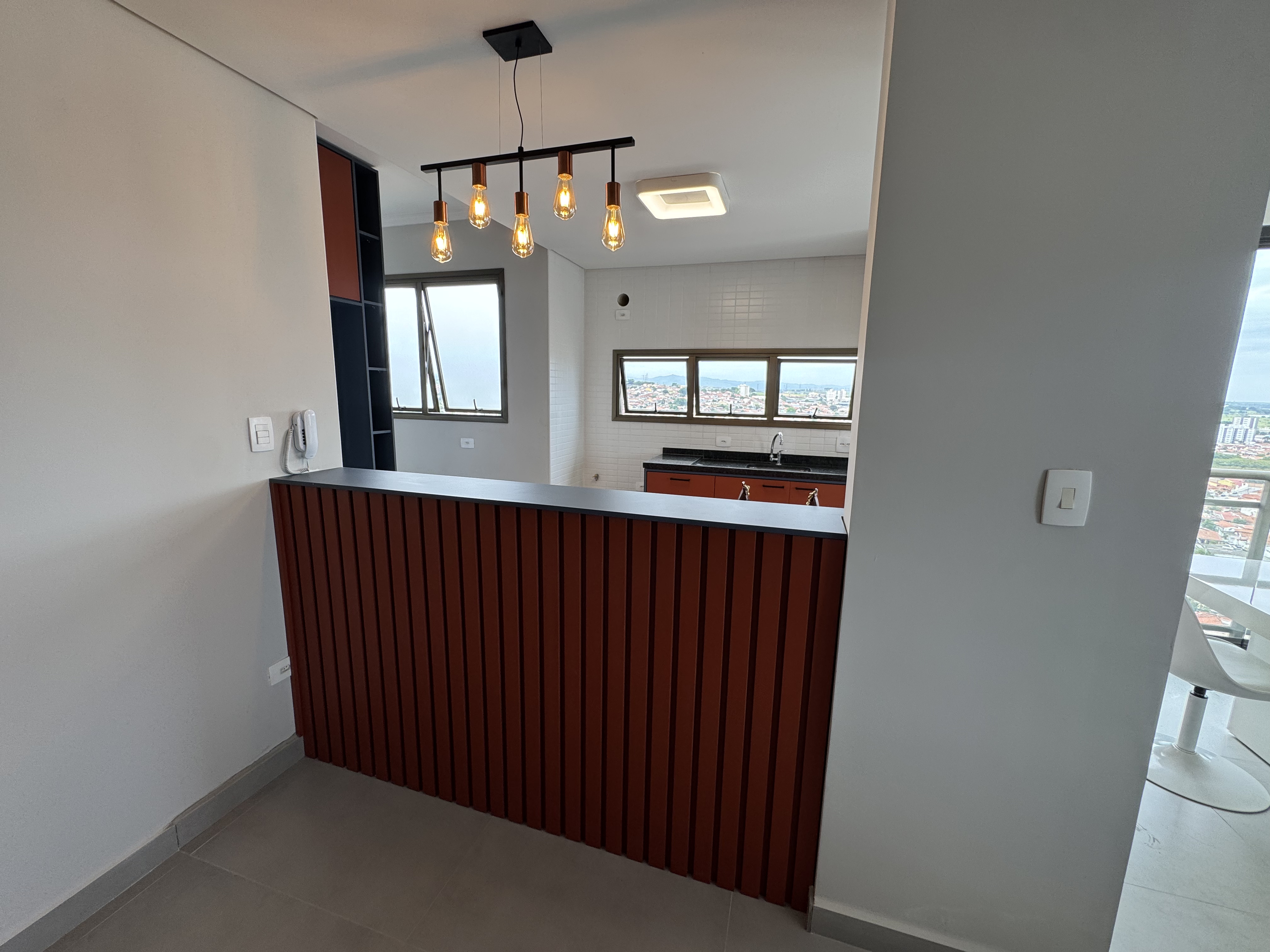 Apartamento triplex para venda e locação com 3 dormitórios, 119 m² no Edifício Jabuticabeiras em Taubaté/SP.