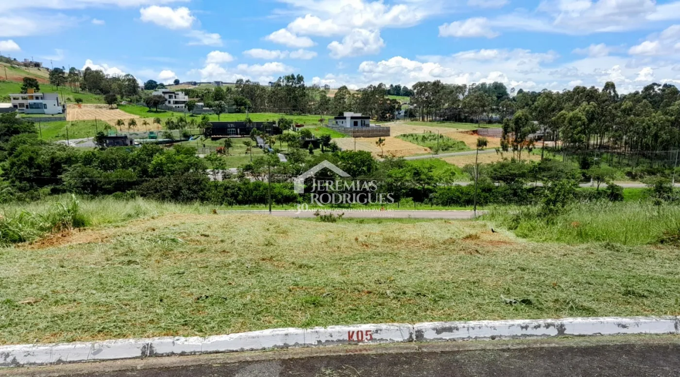 Terreno para venda  com 574m² no Condomínio Campos do Conde Taubaté em Taubaté/SP