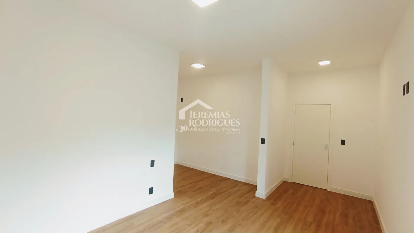 Casa à venda com 4 dormitórios no Condomínio Terras de San Marco em Taubaté/SP.