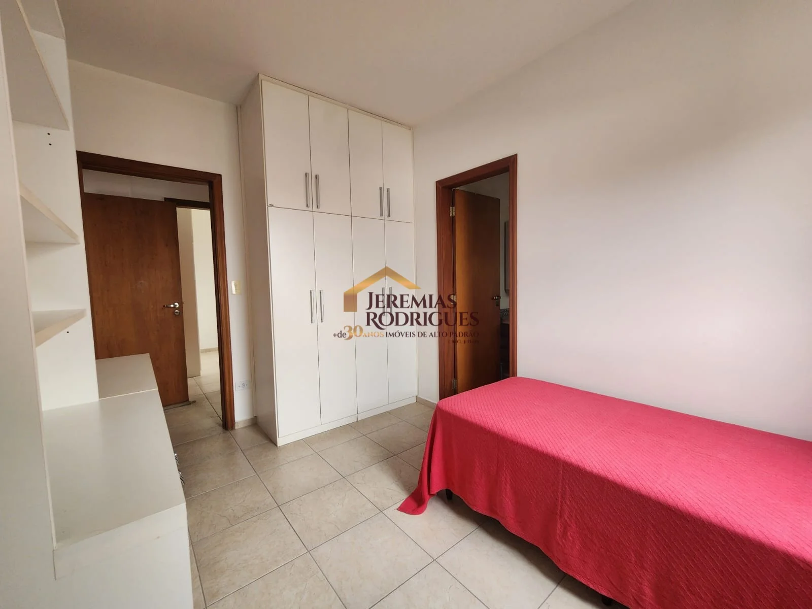 Apartamento para locação no Edifício Gênova em Taubaté/SP - foto 7