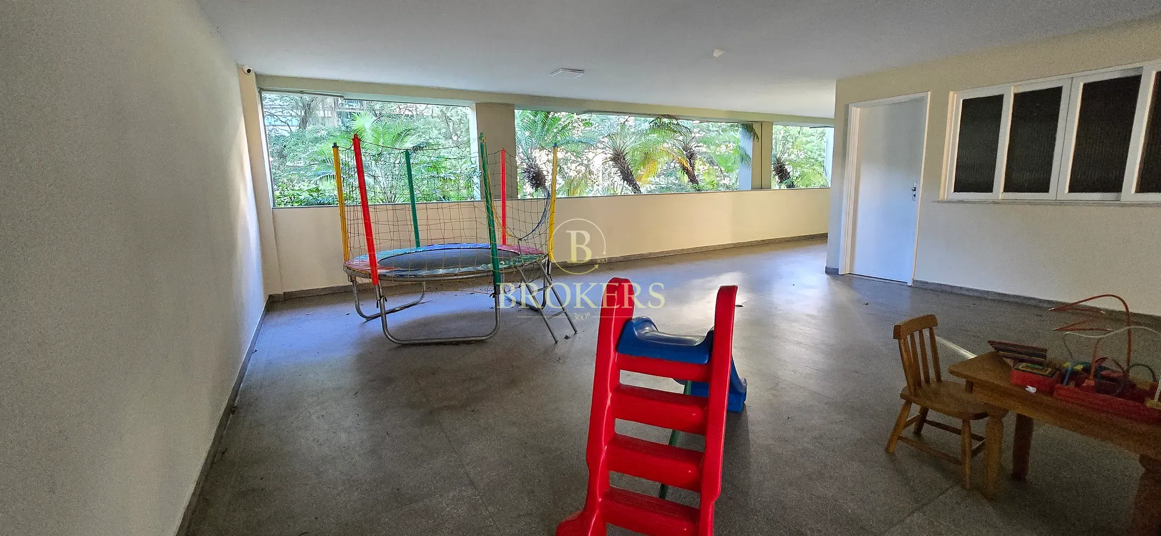 Apartamento quarto e sala a venda em Botafogo com Varanda, vista para o Cristo e Vaga de Garagem. — foto 28