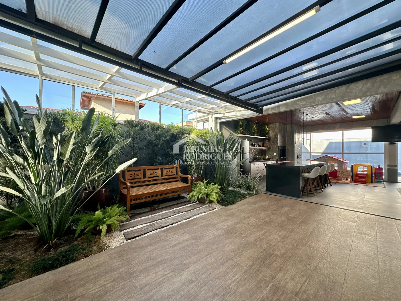 Casa com 3 suítes, 329 m² - Condomínio Ouro Ville - Taubaté/SP.