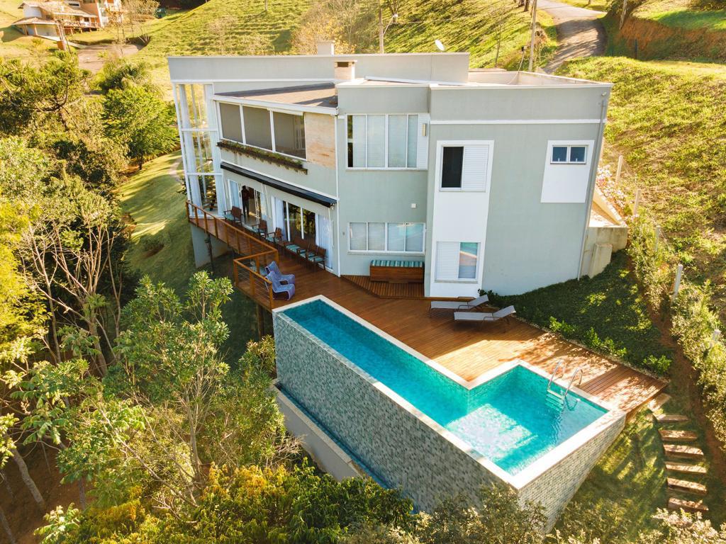 Casa com 4 dormitórios à venda, 330 m² - Parque da Mantiqueira - Santo Antônio do Pinhal/SP