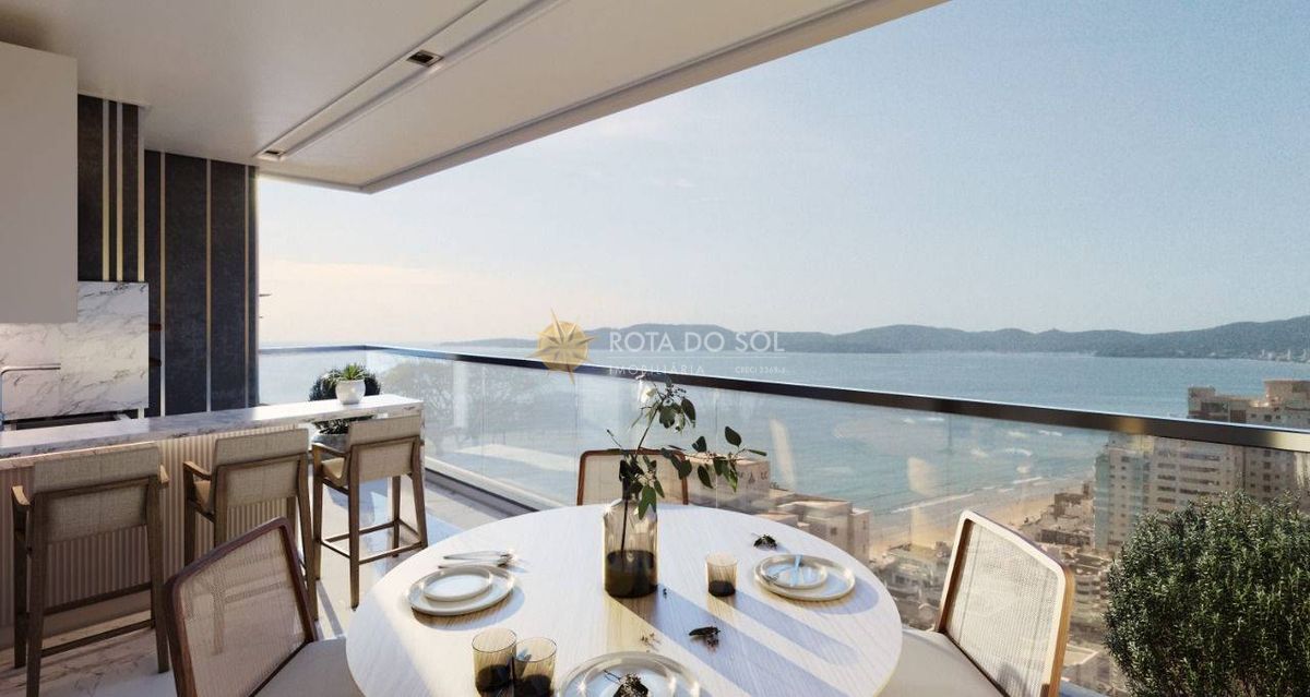 Maria Dellagnelo apartamento 4 suítes na Meia Praia — foto 1