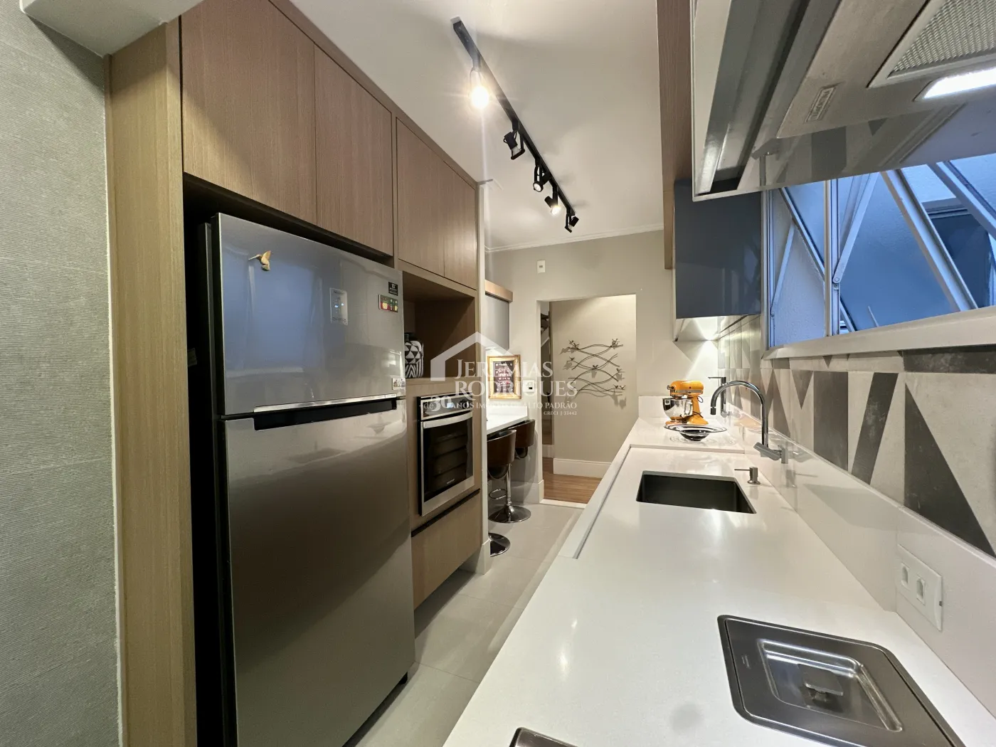 Apartamento com 2 dormitórios, 171 m² - Edifício Solar dos Juritis - Taubaté/SP.