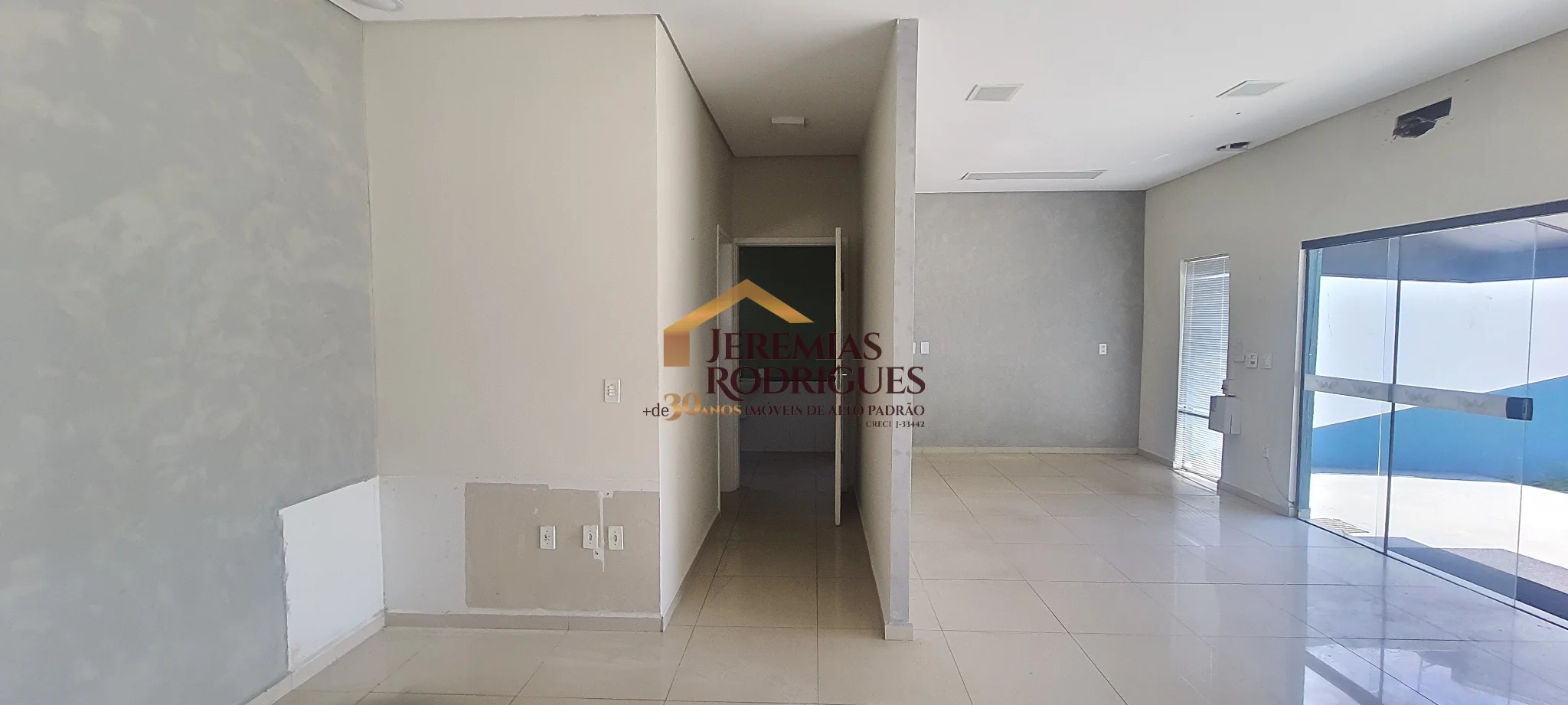 Ponto Comercial para locação e venda na Avenida Itália bairro Independência em Taubaté/SP. - foto 11