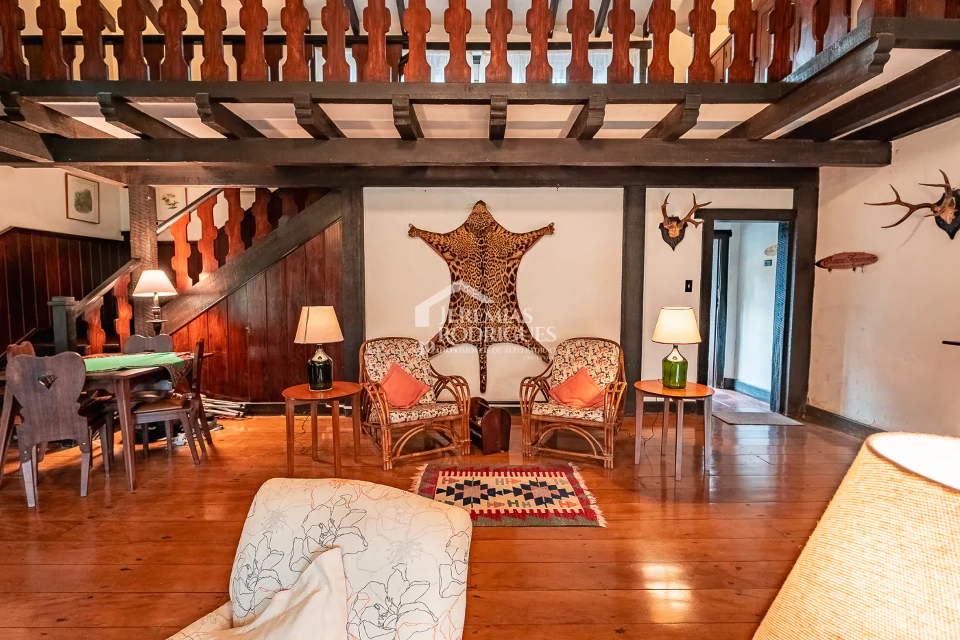 Casa com 9 dormitórios, 694 m² - Condomínio Reserva Figueiredo - Campos do Jordão/SP