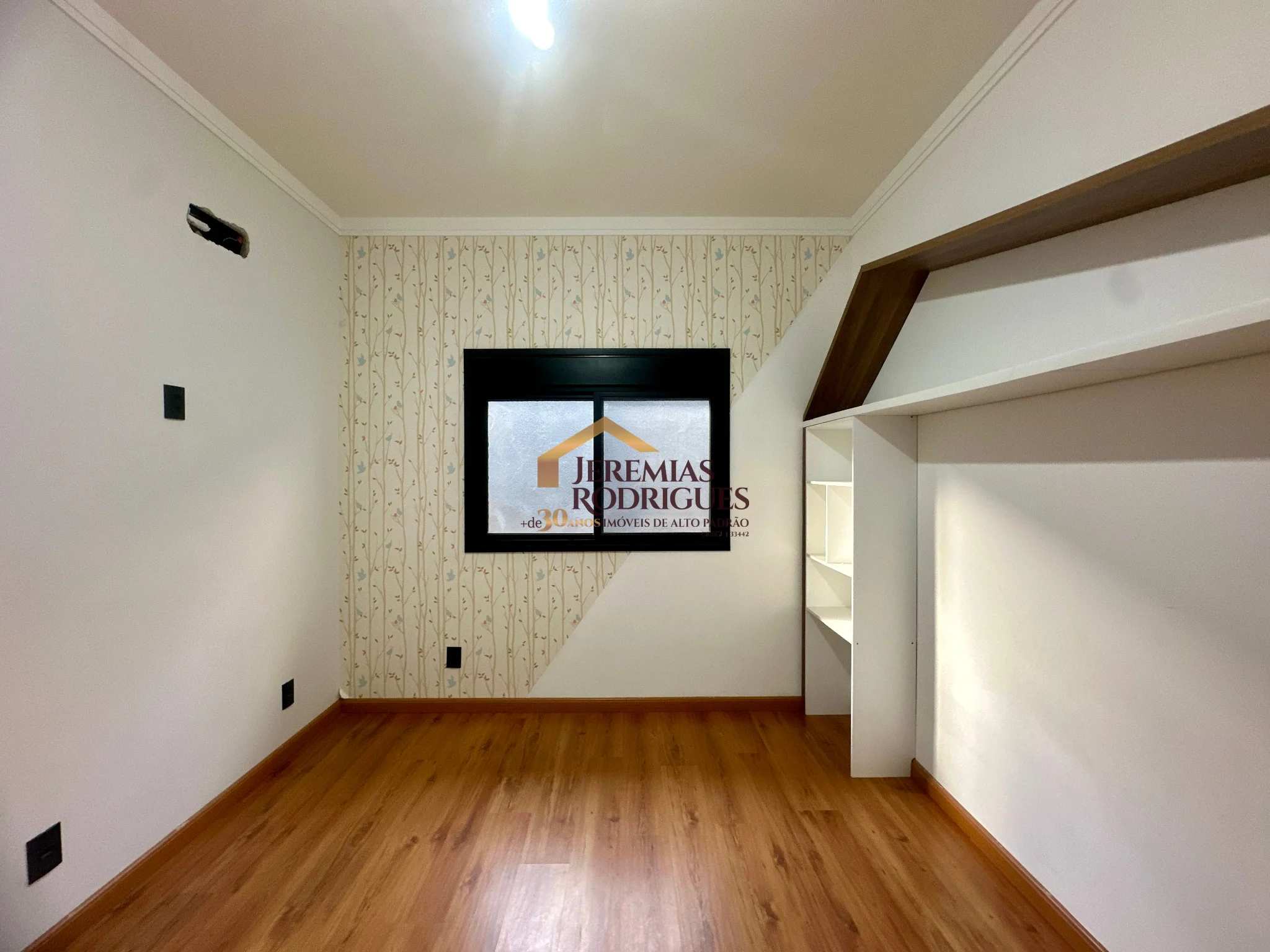 Casa para venda e locação no Condomínio Residencial Verdes Vales em Taubaté/SP.