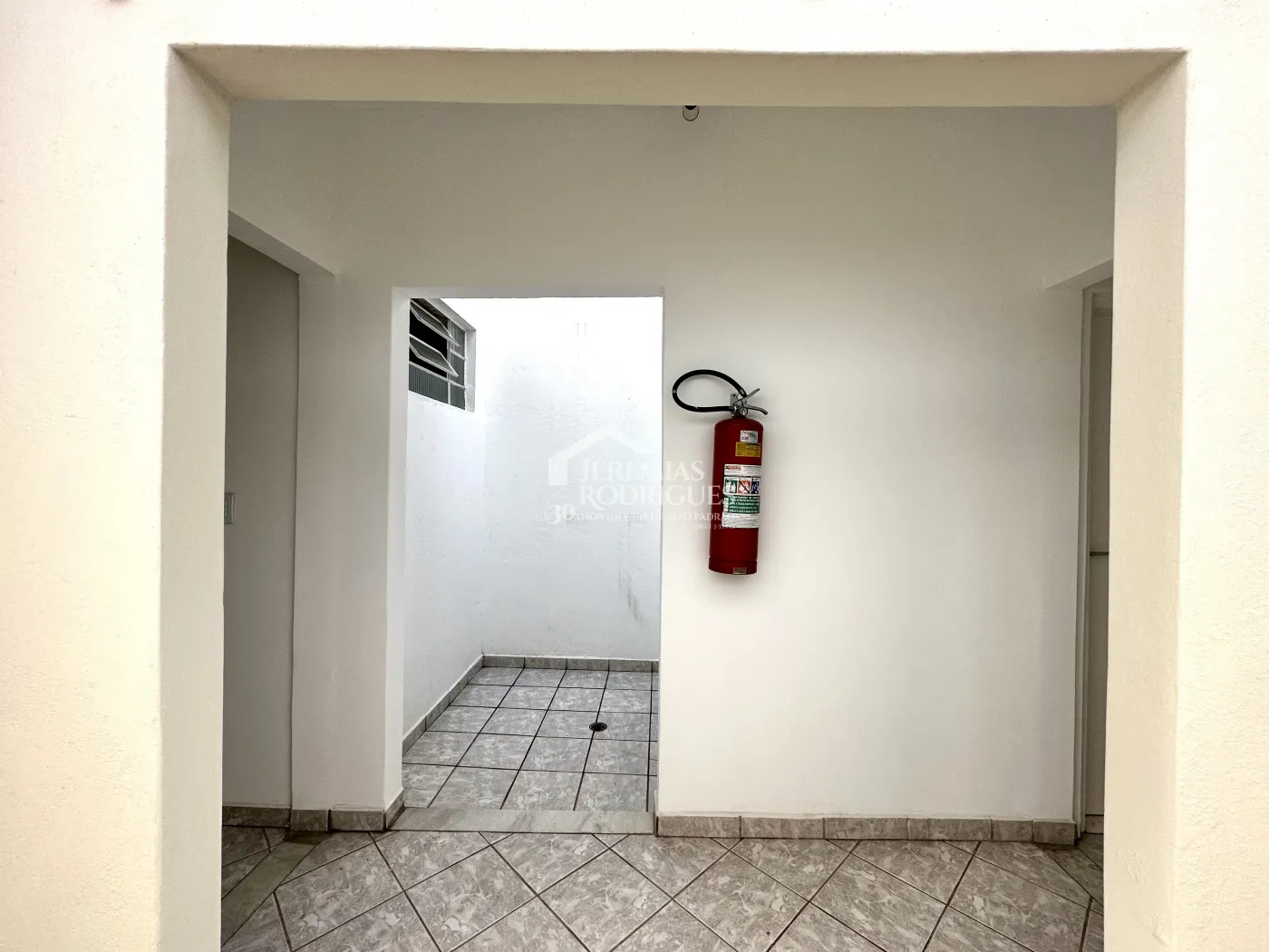 Ponto comercial no Centro de Taubaté/SP