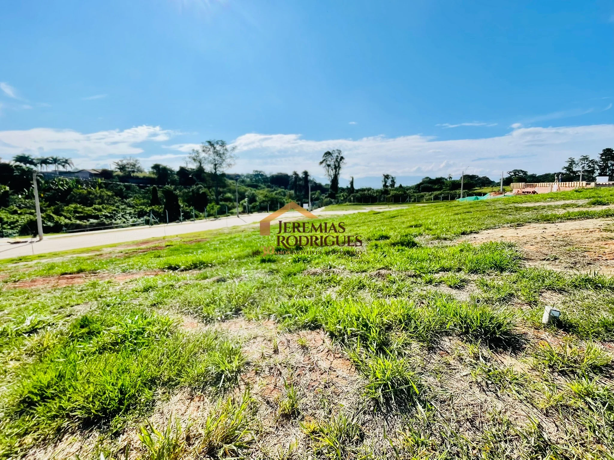 Terreno á venda no Condomínio Di Fiori em Taubaté/SP. — foto 2