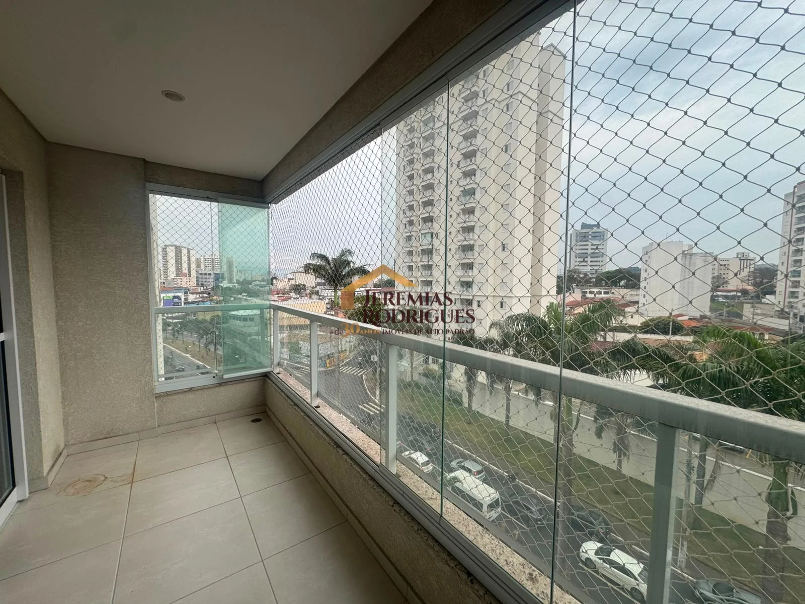 Apartamento para venda e locação no Condomínio Camburi em Taubaté/SP