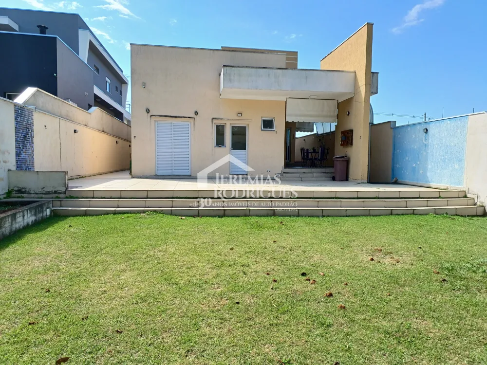 Casa à venda por R$ 999.000,00 - Pindamonhangaba/SP