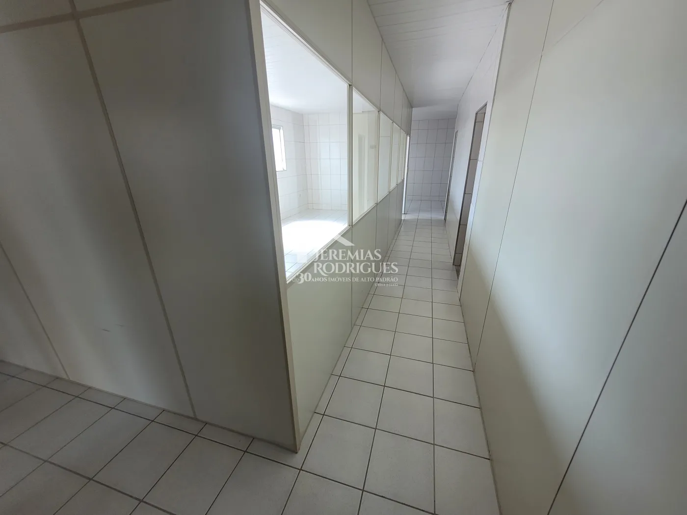 Cozinha industrial com 360 m² - Residencial Ouro Verde - Pindamonhangaba/SP.