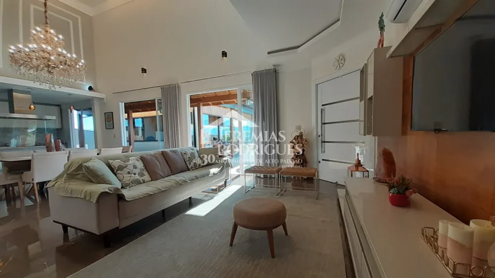 Casa com 5 suítes, 600 m² - Condomínio Village da Serra - Tremembé/SP